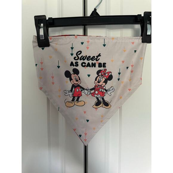 Disney Mickey & Minnie Mouse "Sweet As Can Be" Reversible Dog & Cat Bandana  M/L - Picture 1 of 4